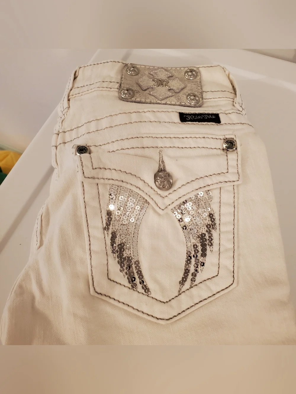 Miss Me Y2k Angel Capri - Picture 12 of 15